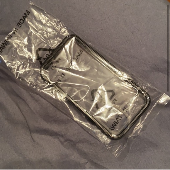 Life proof 11 pro Next case - Picture 1 of 2